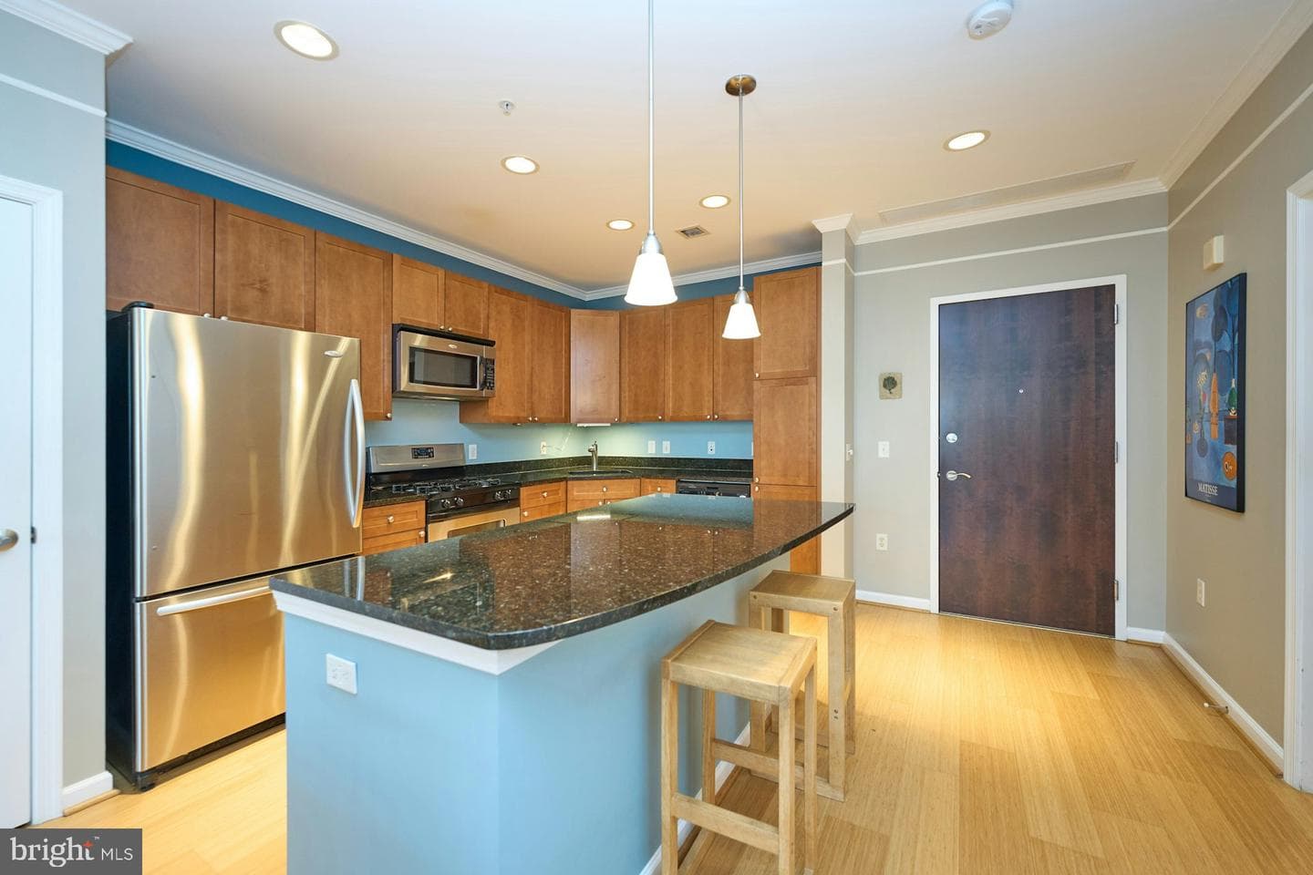 444 W Broad Street #409 photo 6
