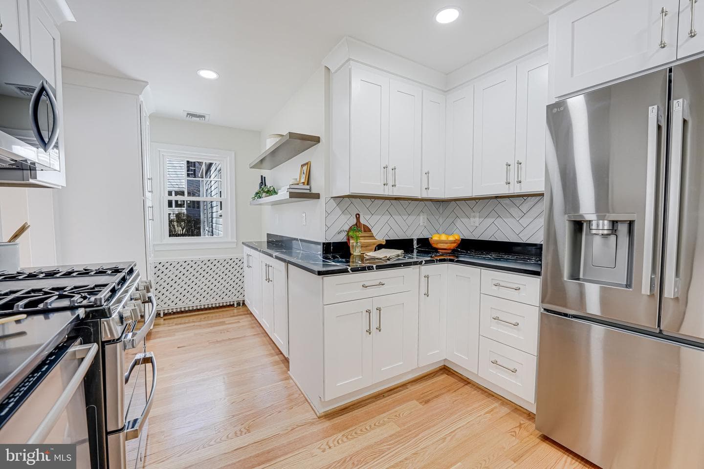 605 S Spring Street photo 11