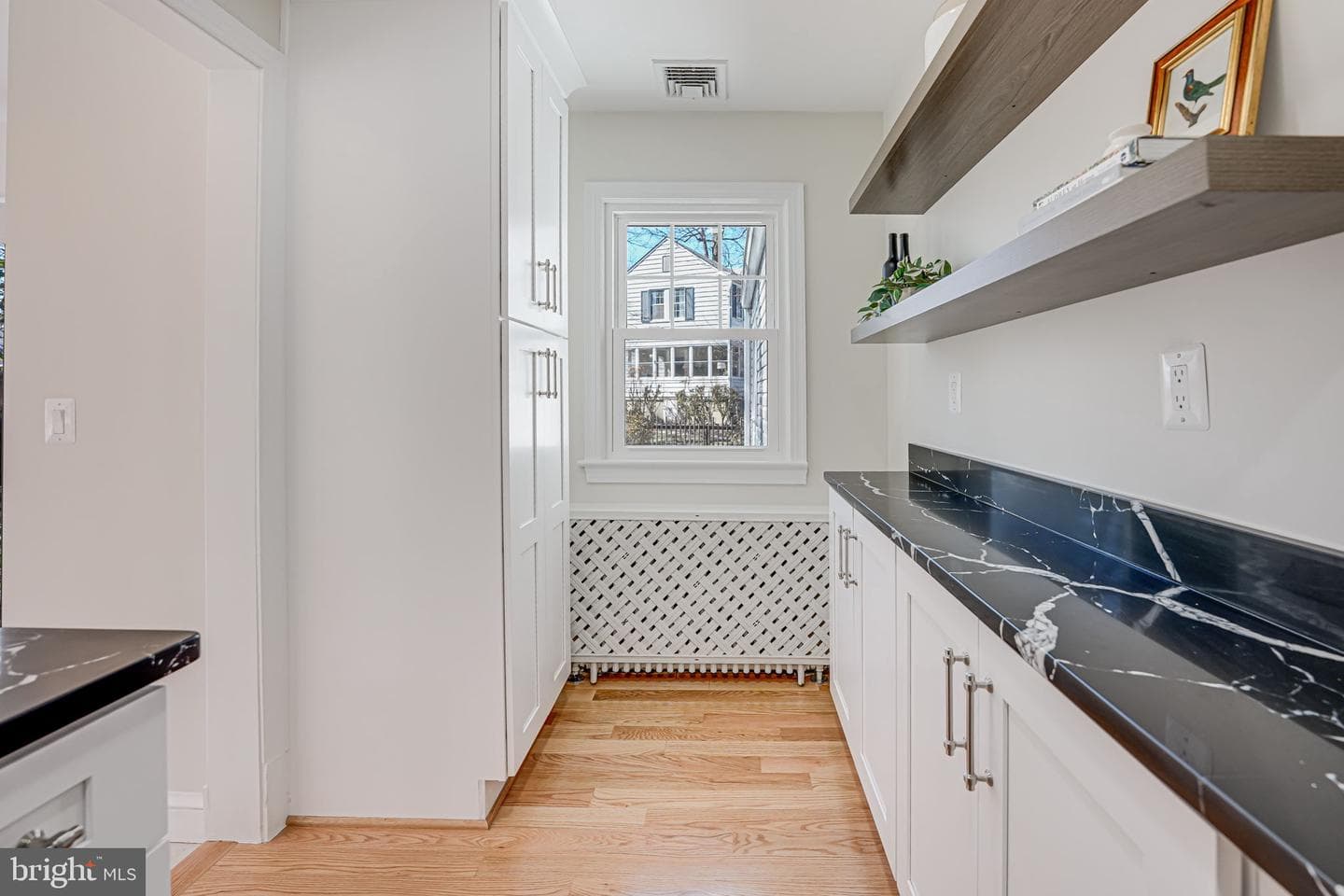 605 S Spring Street photo 12