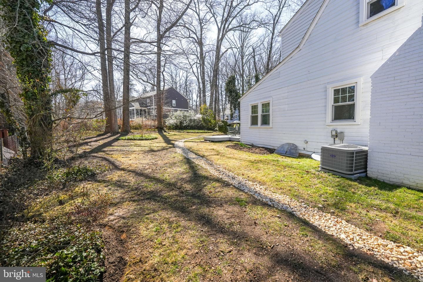 605 S Spring Street photo 38