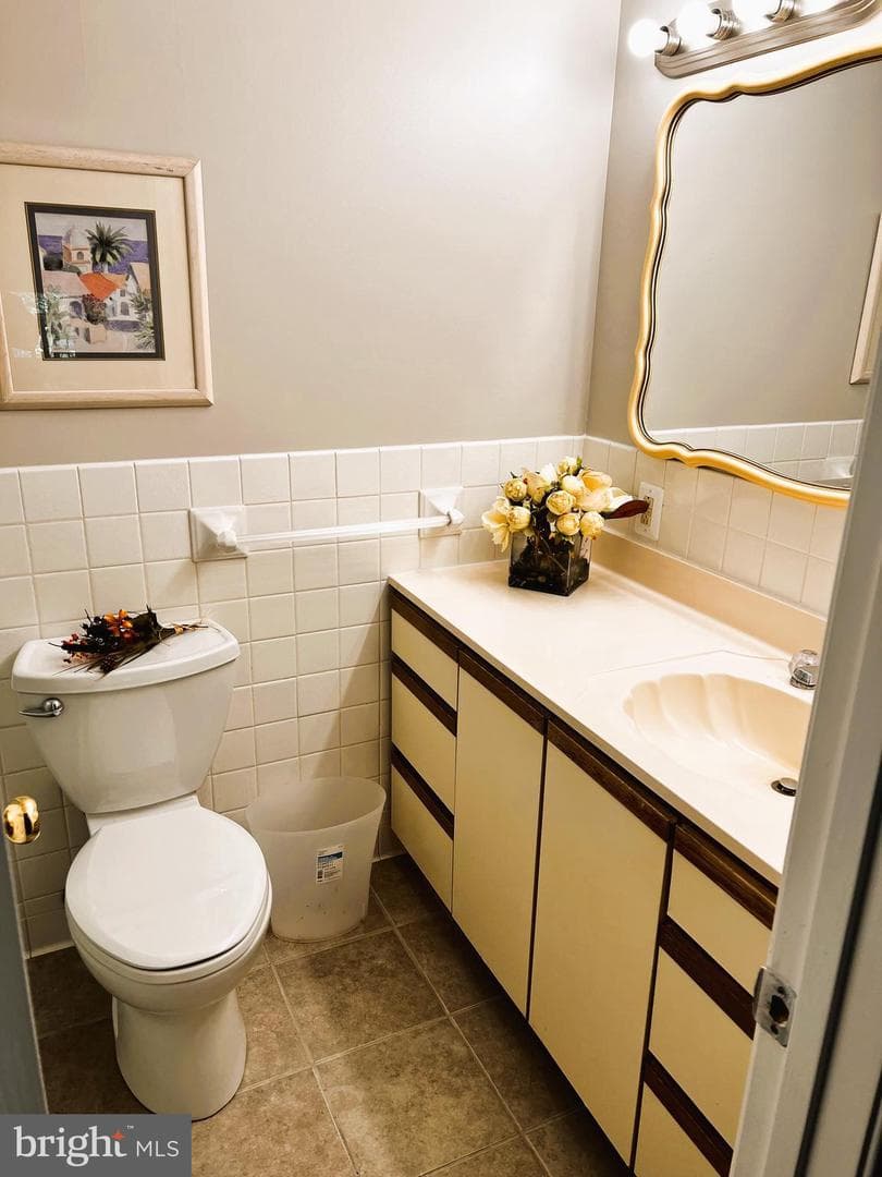 222 E Fairfax Street photo 13