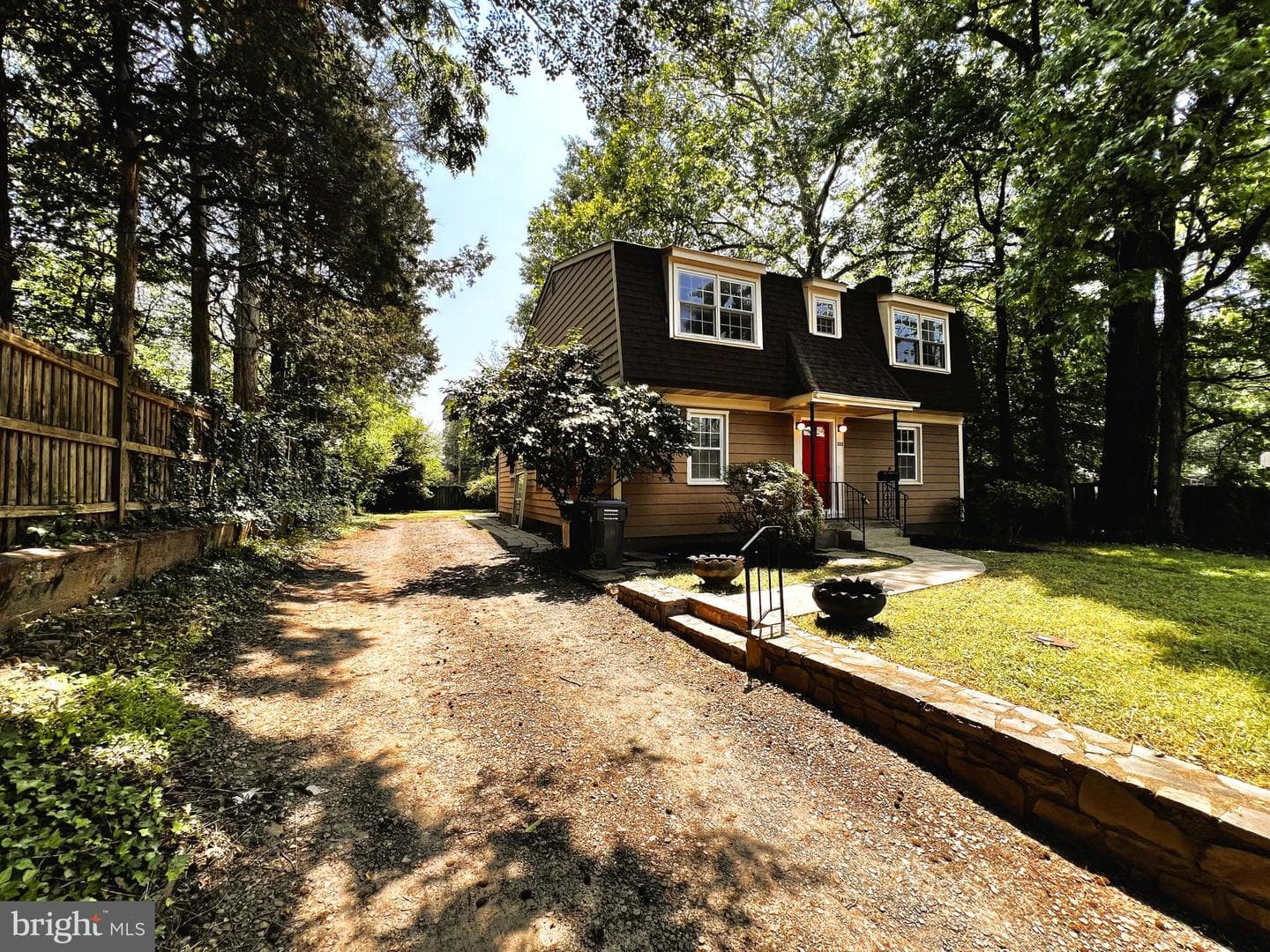 222 E Fairfax Street photo 44