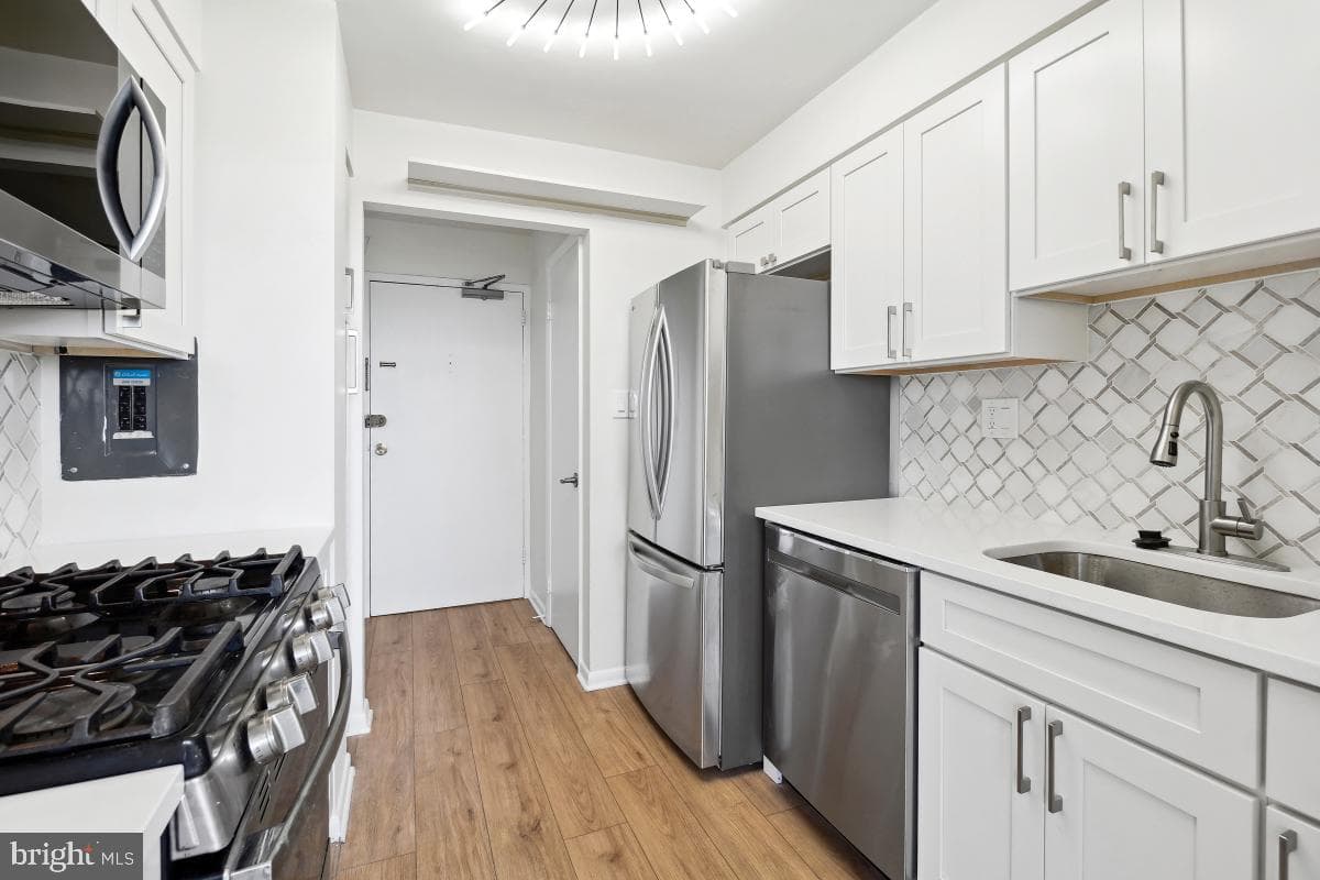 600 Roosevelt Boulevard #316 photo 10
