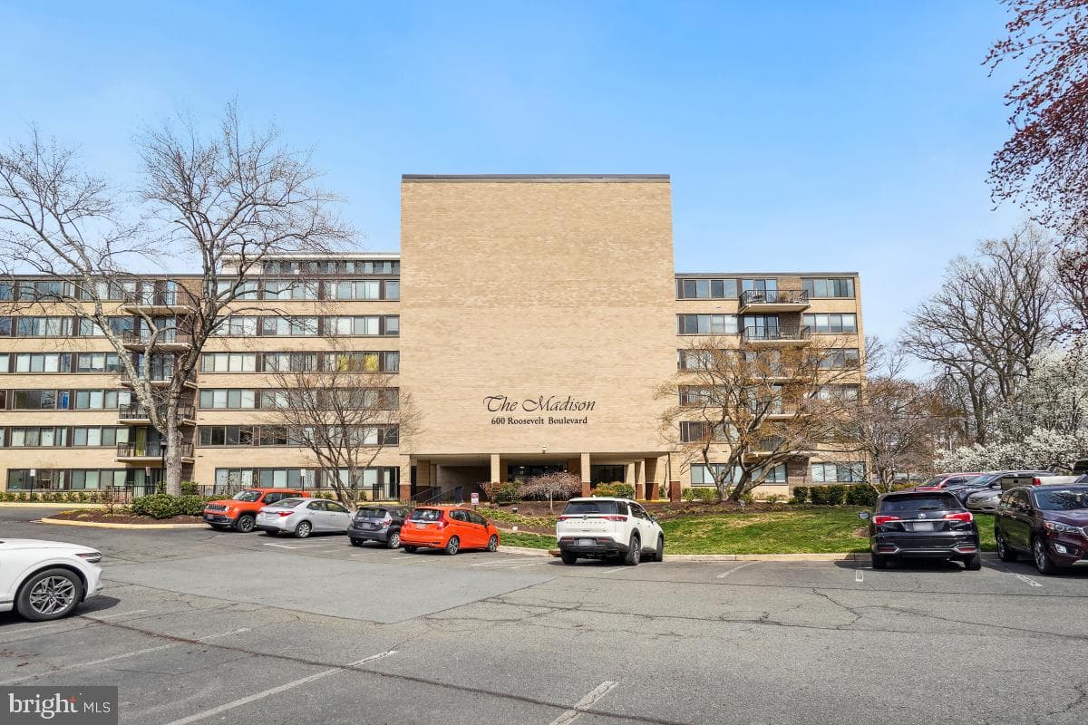 600 Roosevelt Boulevard #316 photo 2