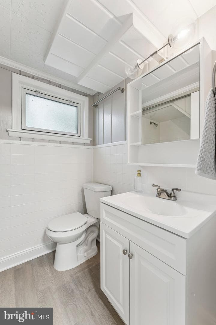 109 Falls Avenue photo 16