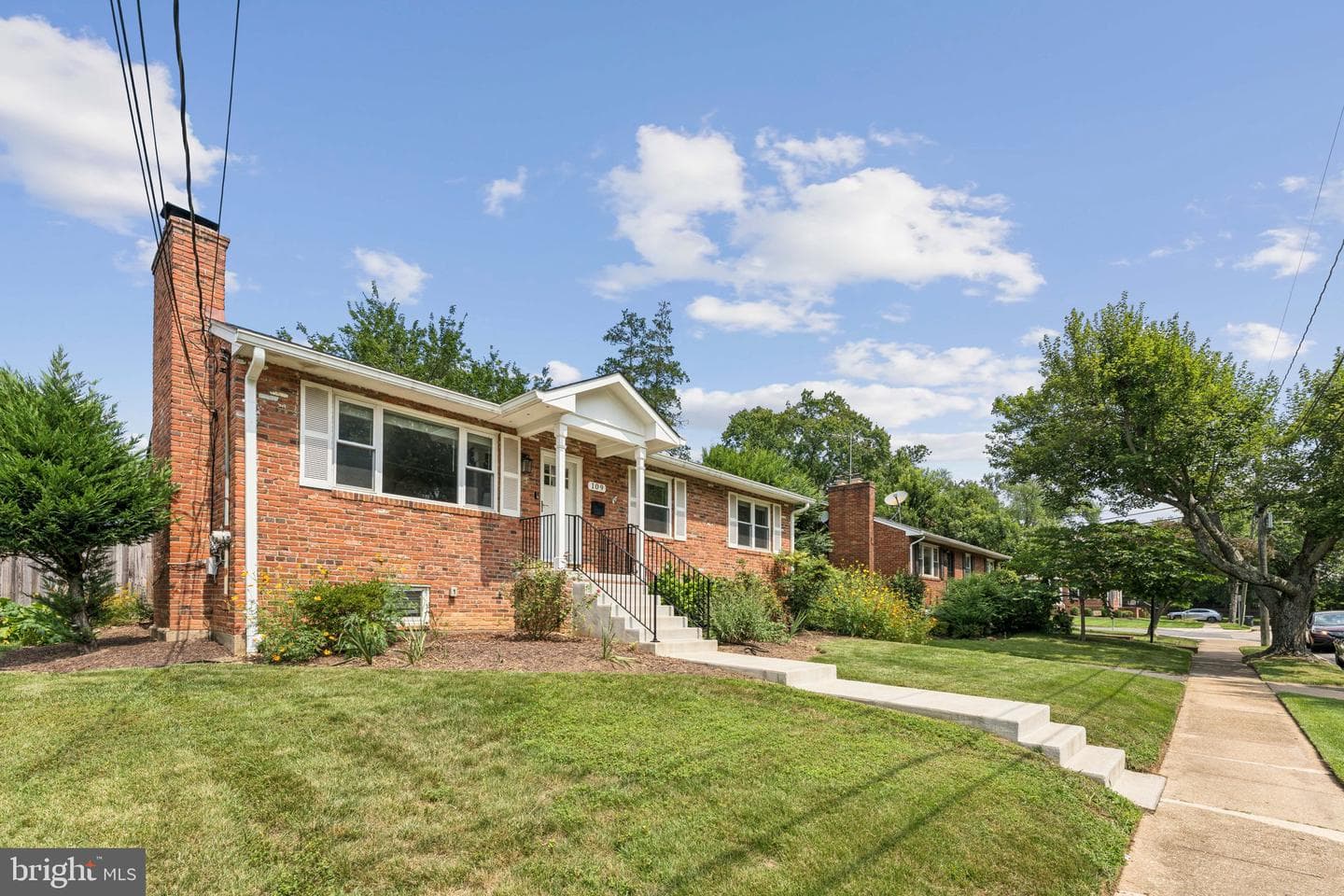 109 Falls Avenue photo 2