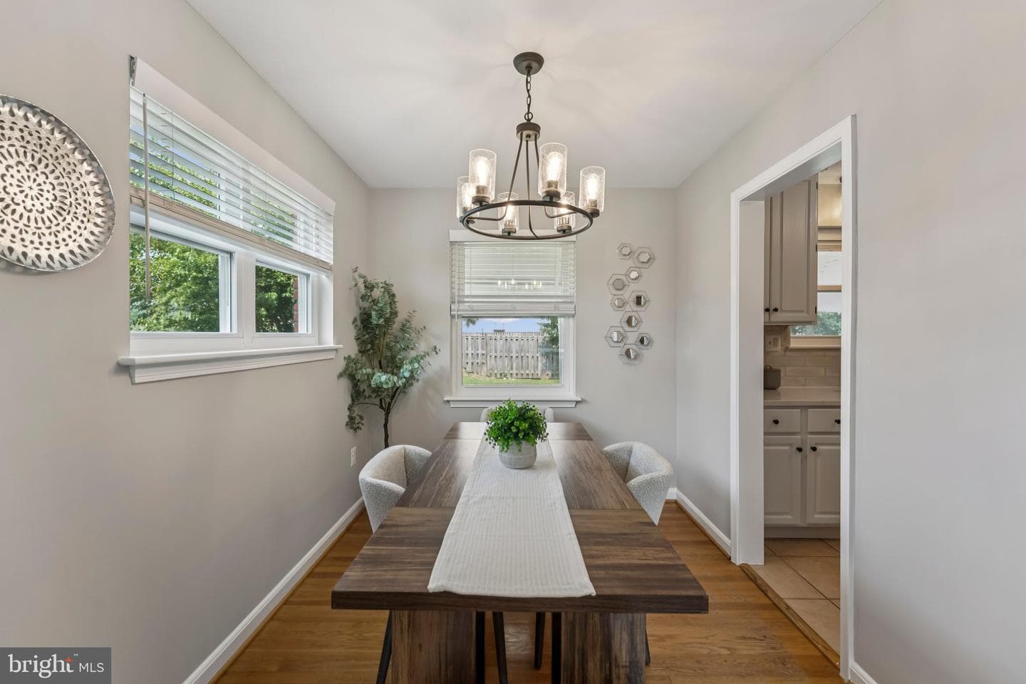 109 Falls Avenue photo 6