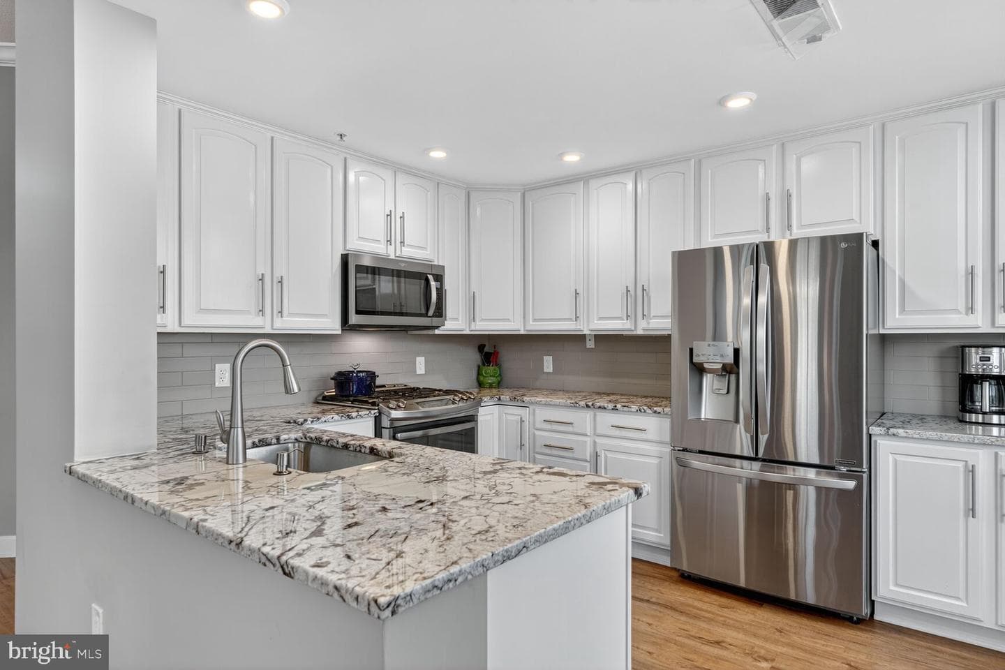 502 W Broad Street #501 photo 10