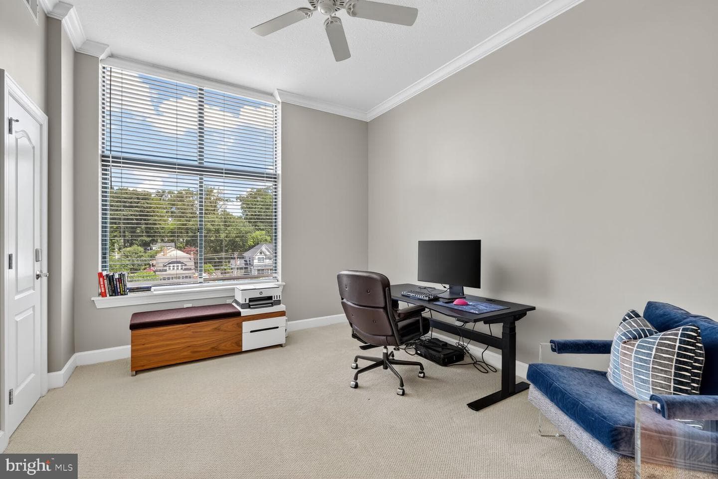 502 W Broad Street #501 photo 22