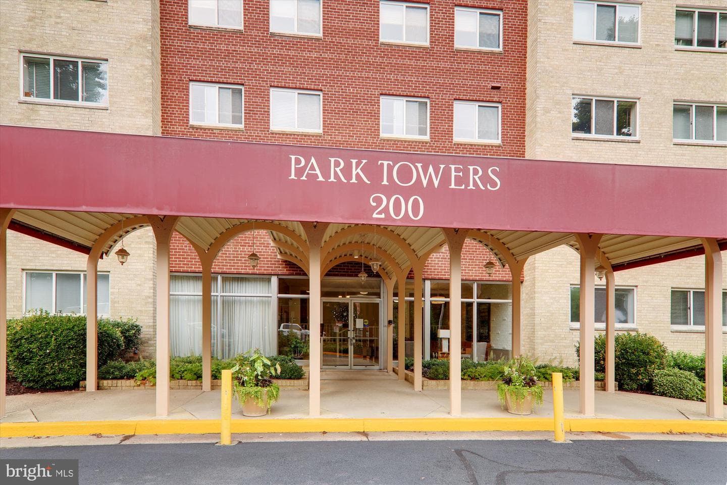 200 N Maple Avenue #415