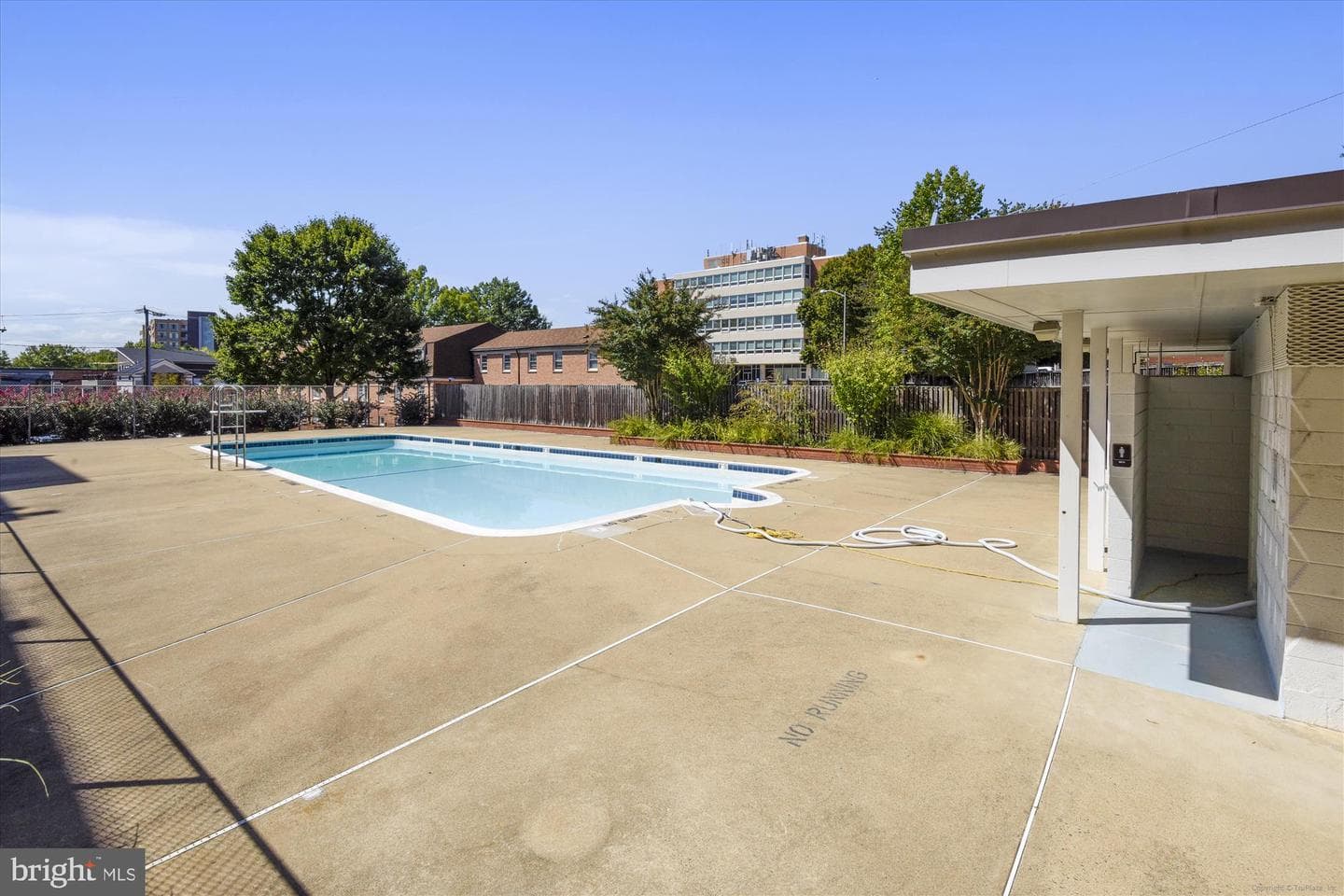 200 N Maple Avenue #415 photo 23