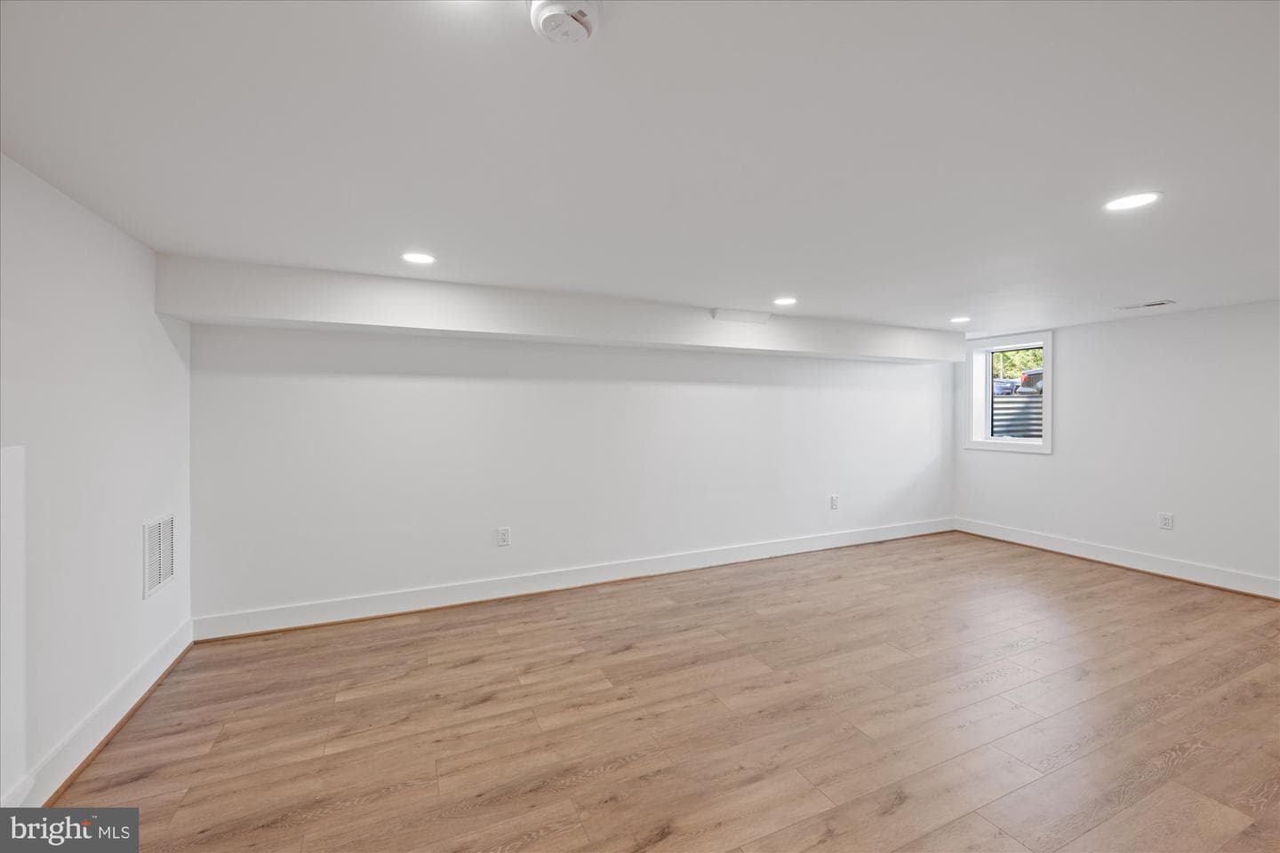 1200 Lincoln Avenue photo 20