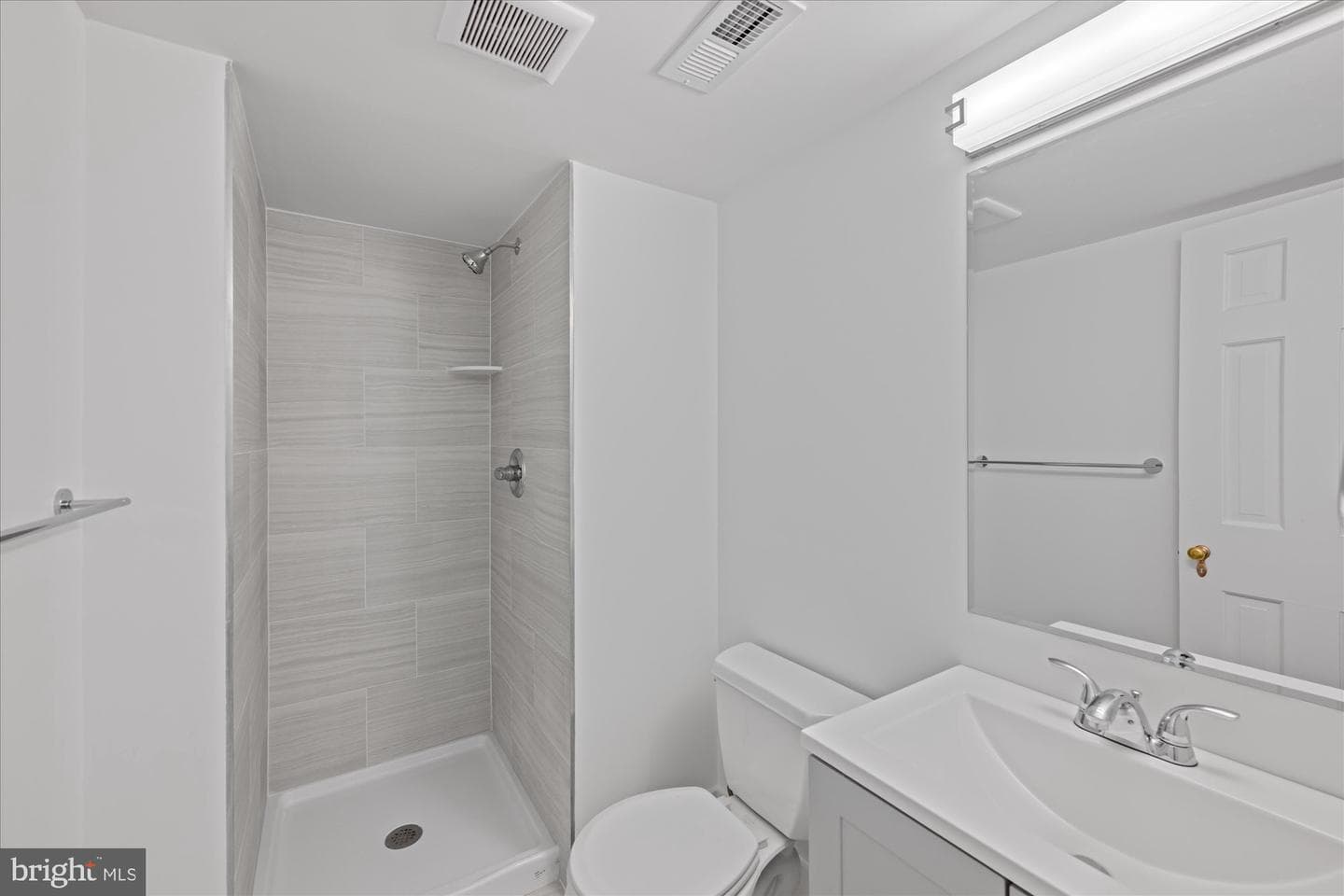 1200 Lincoln Avenue photo 21
