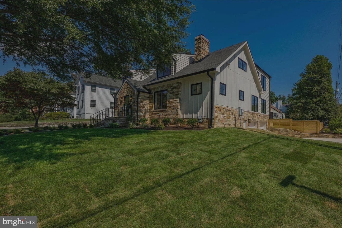 1200 Lincoln Avenue photo 4