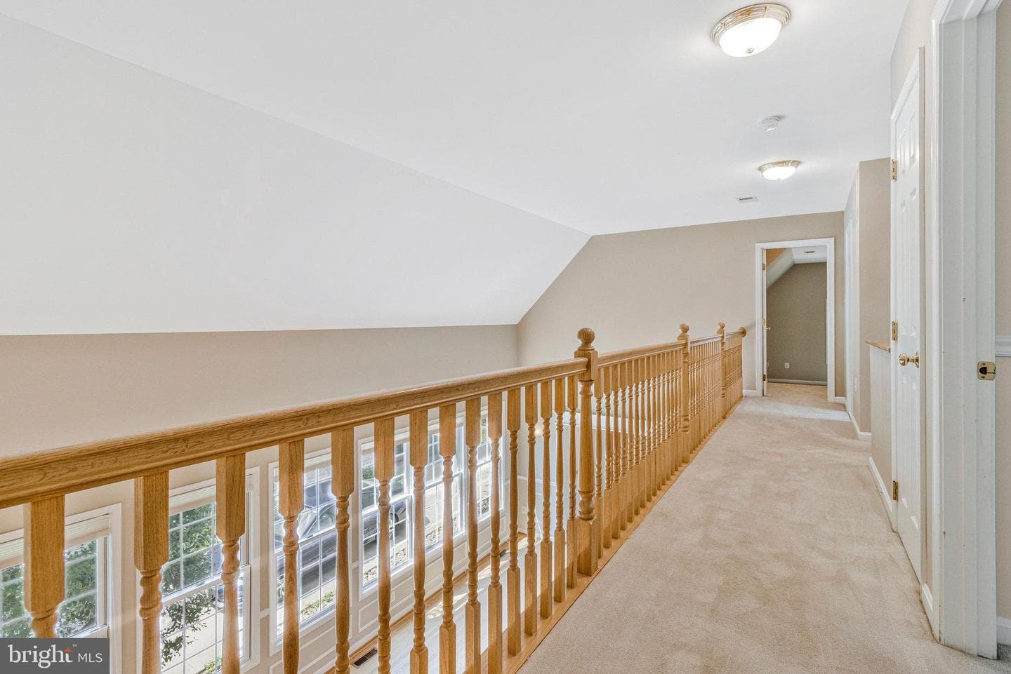 210 N Oak Street photo 22