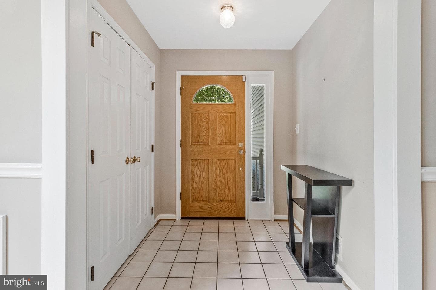 210 N Oak Street photo 4