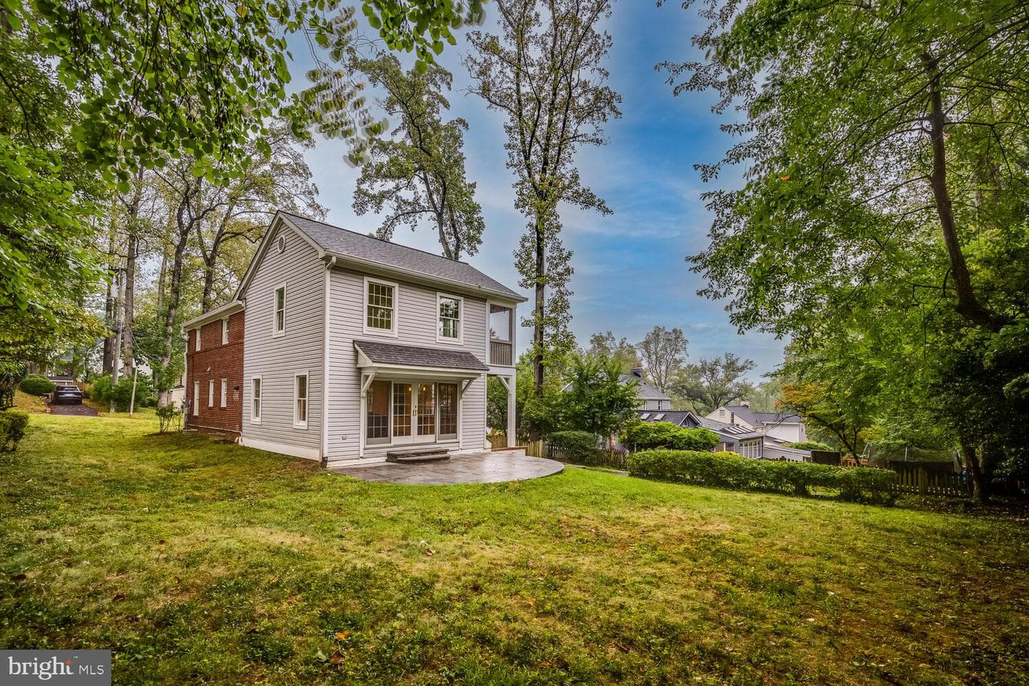 1307 Tracy Place photo 4