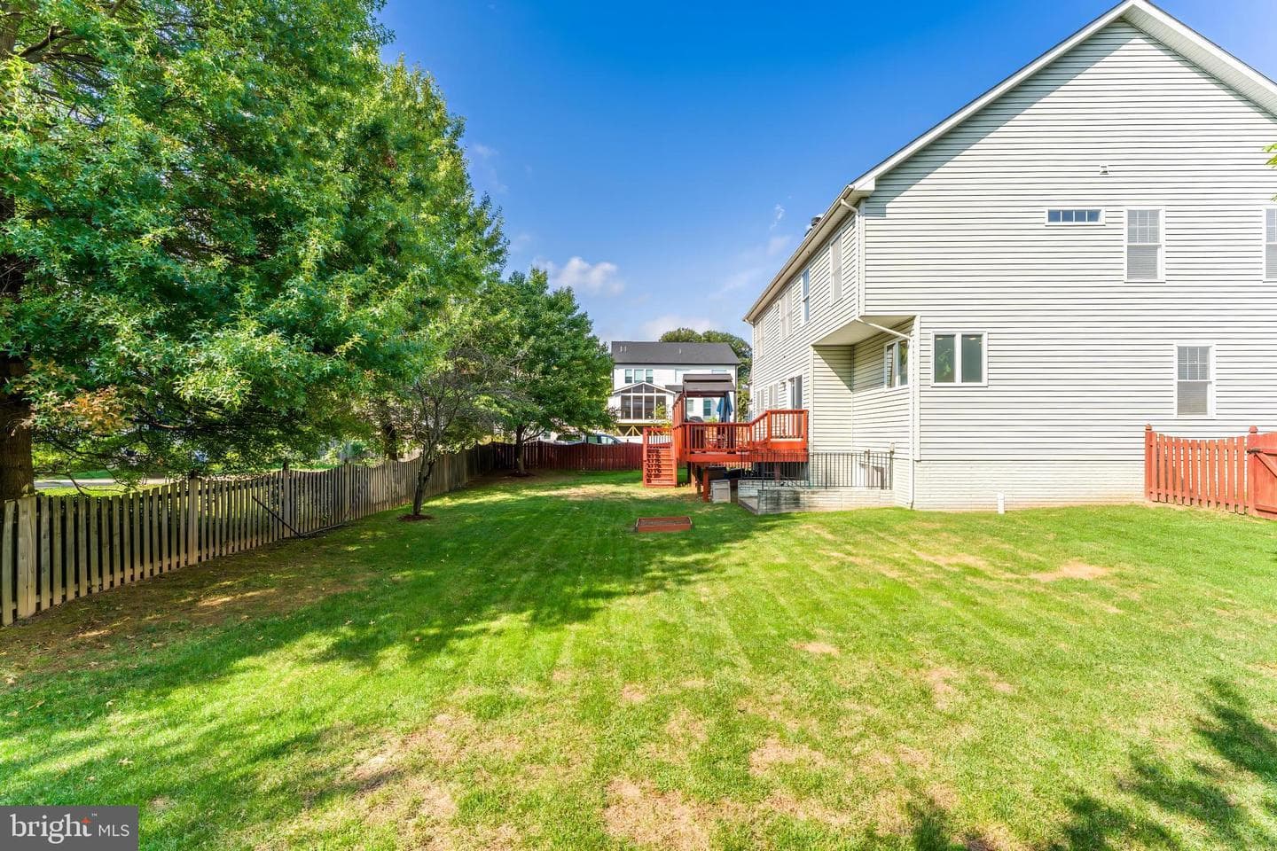 998 Railroad Avenue photo 84