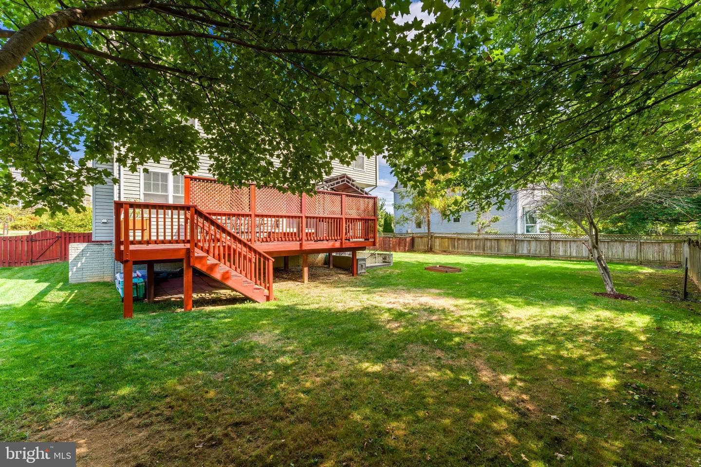 998 Railroad Avenue photo 88