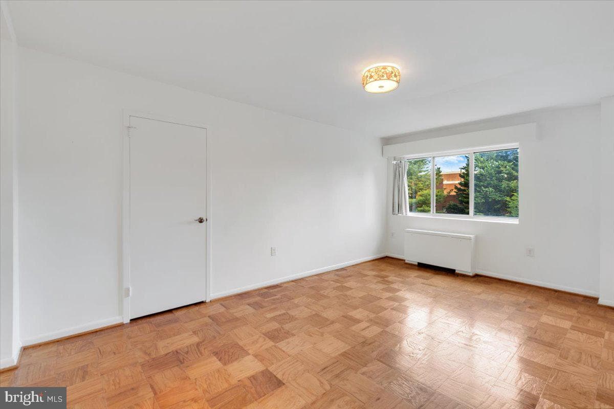 200 N Maple Avenue #416 photo 25