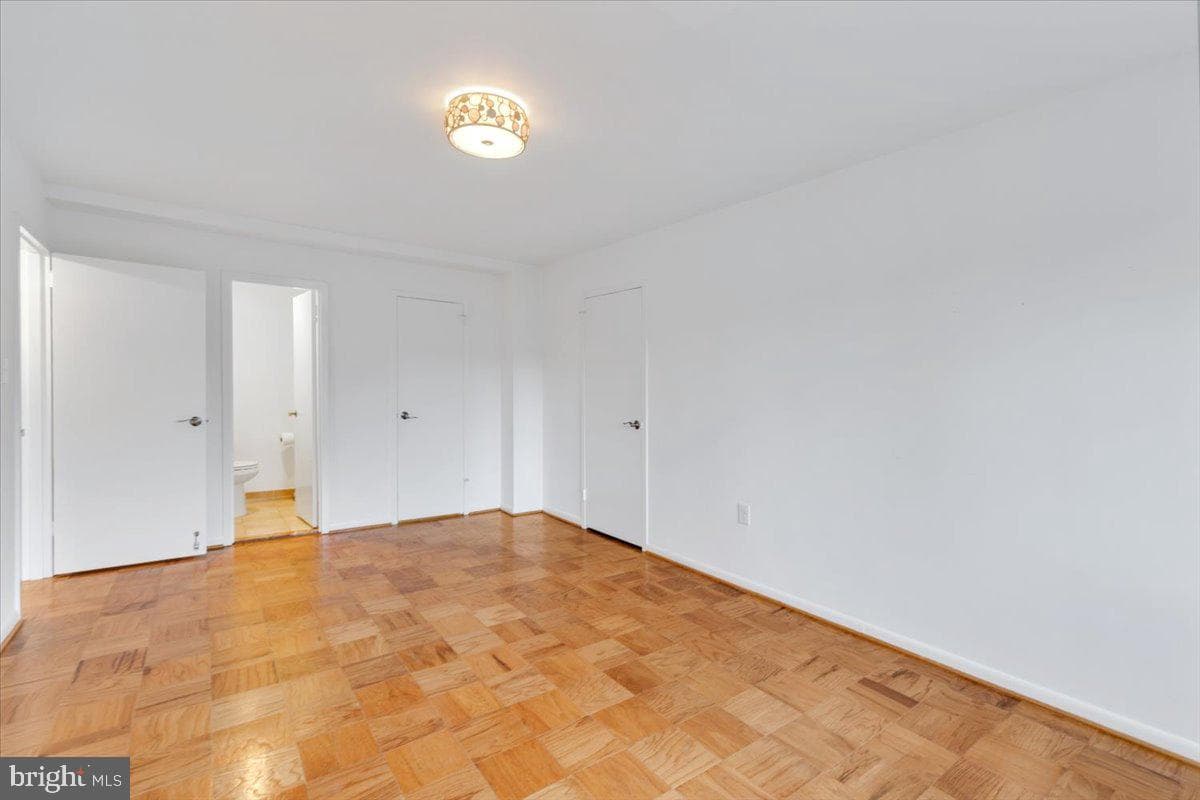 200 N Maple Avenue #416 photo 28