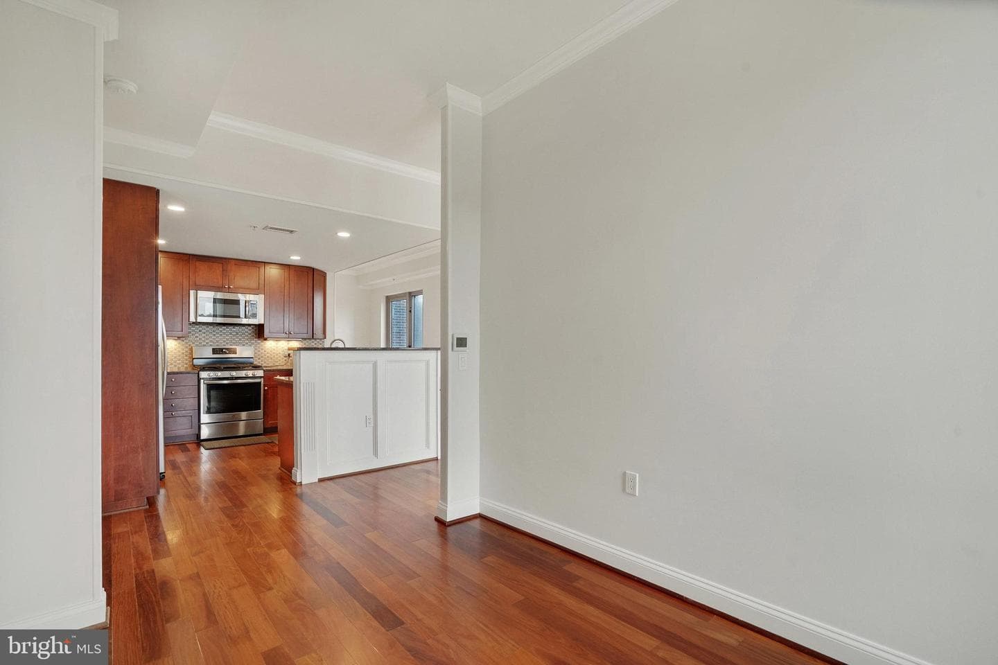 513 W Broad Street #702 photo 20