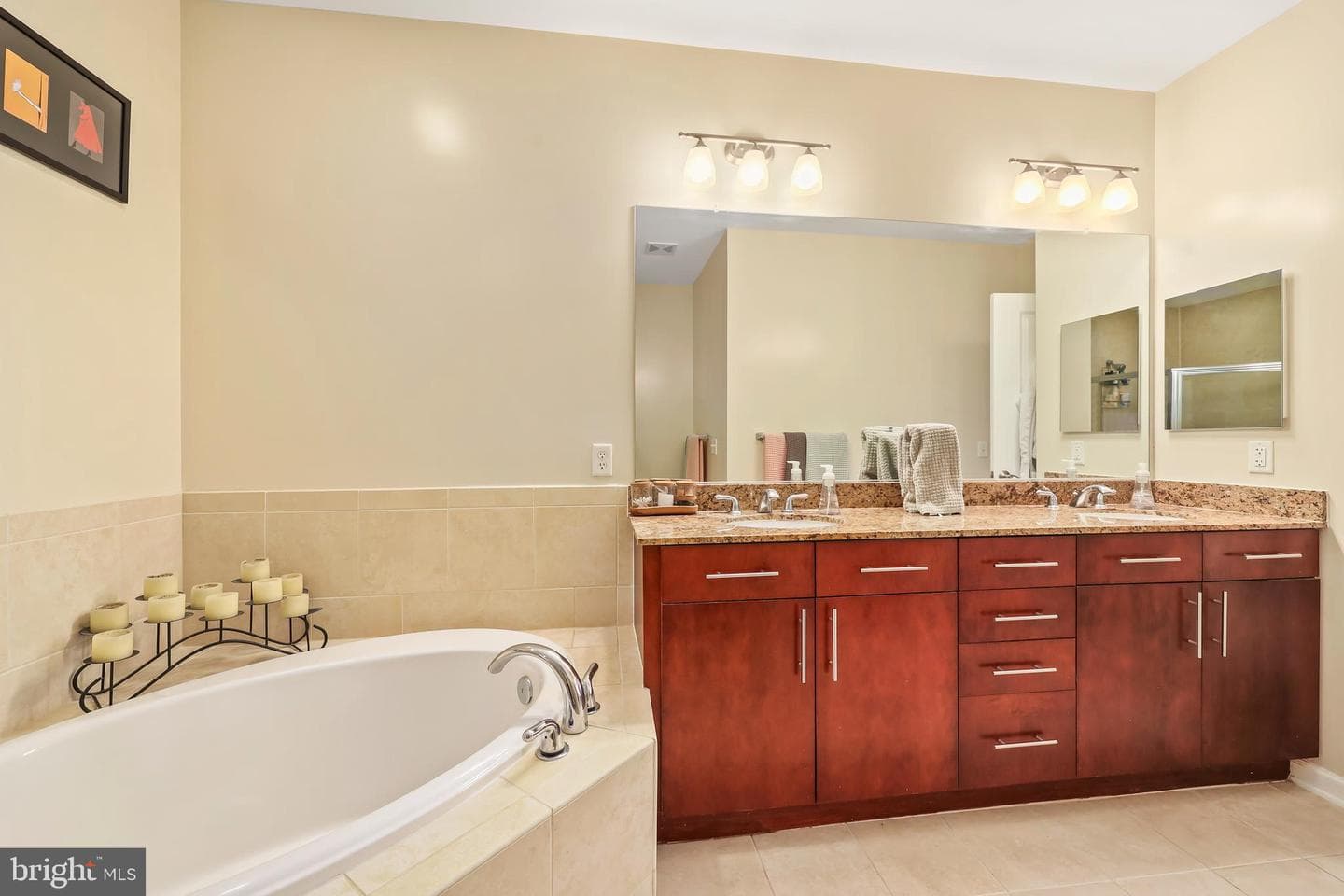 444 W Broad Street #504 photo 12