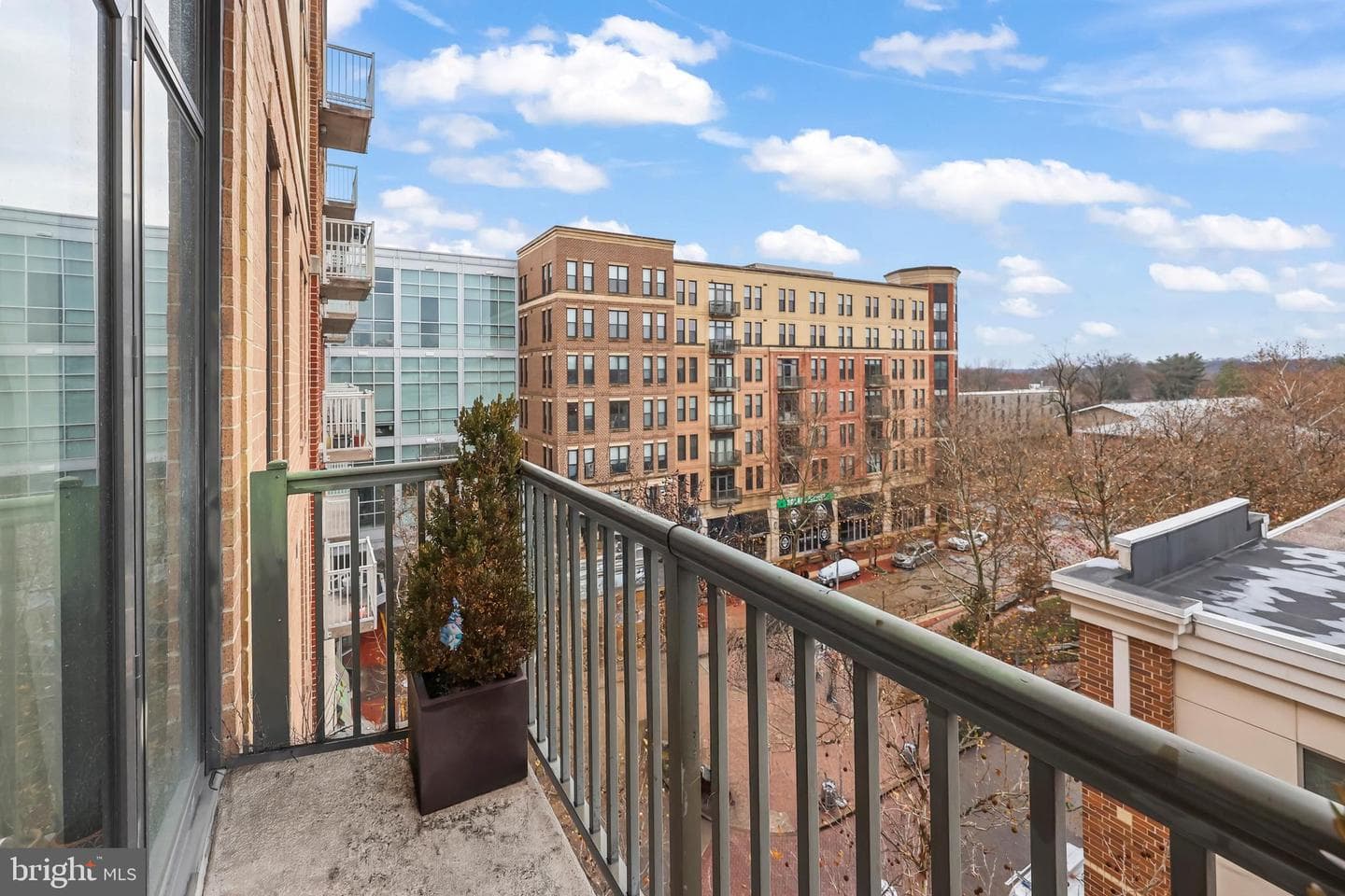 444 W Broad Street #504 photo 18