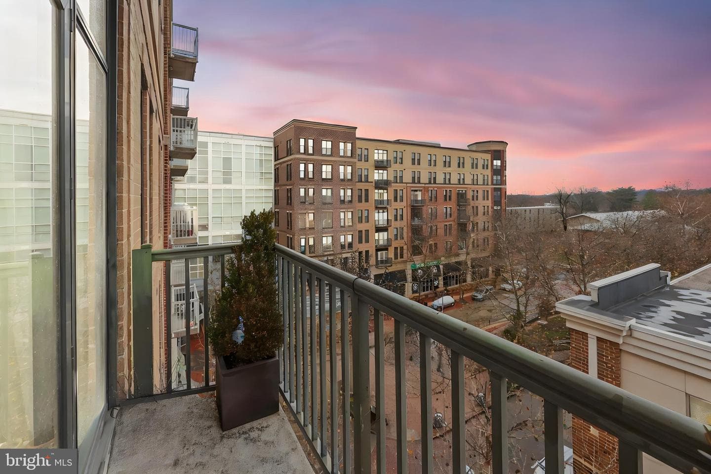 444 W Broad Street #504 photo 19