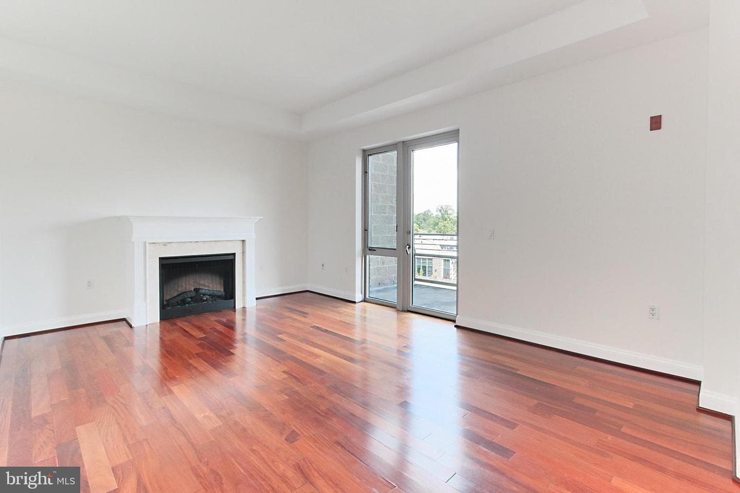 513 W Broad Street #711 photo 5