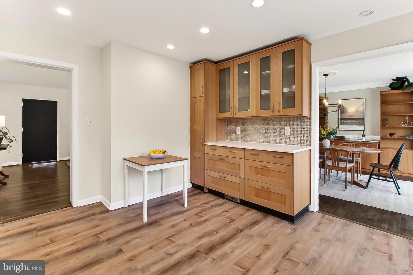 410 Jackson Street photo 13