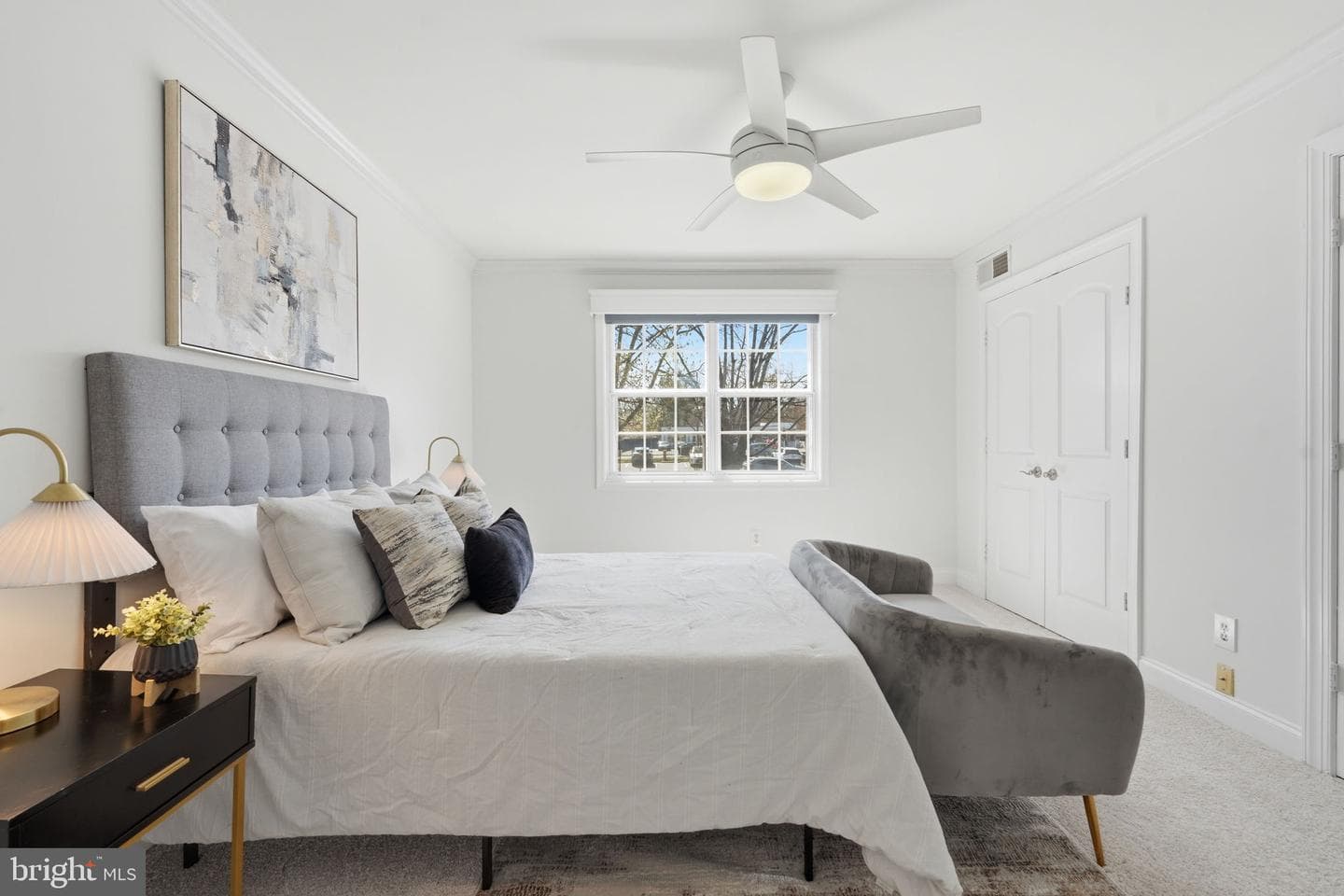 1138 S Washington Street #204 photo 16
