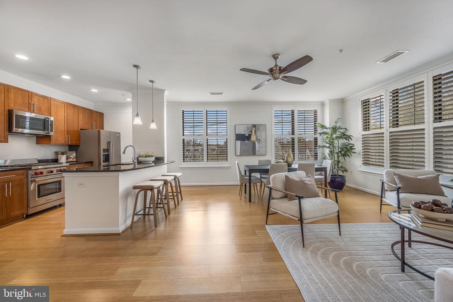 444 W Broad Street W #307 photo 1