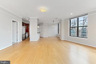 444 W Broad St photo 10