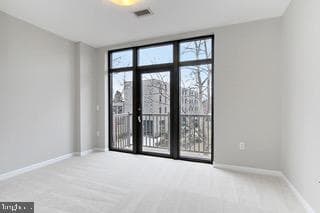 444 W Broad St photo 25