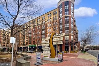 444 W Broad St photo 41