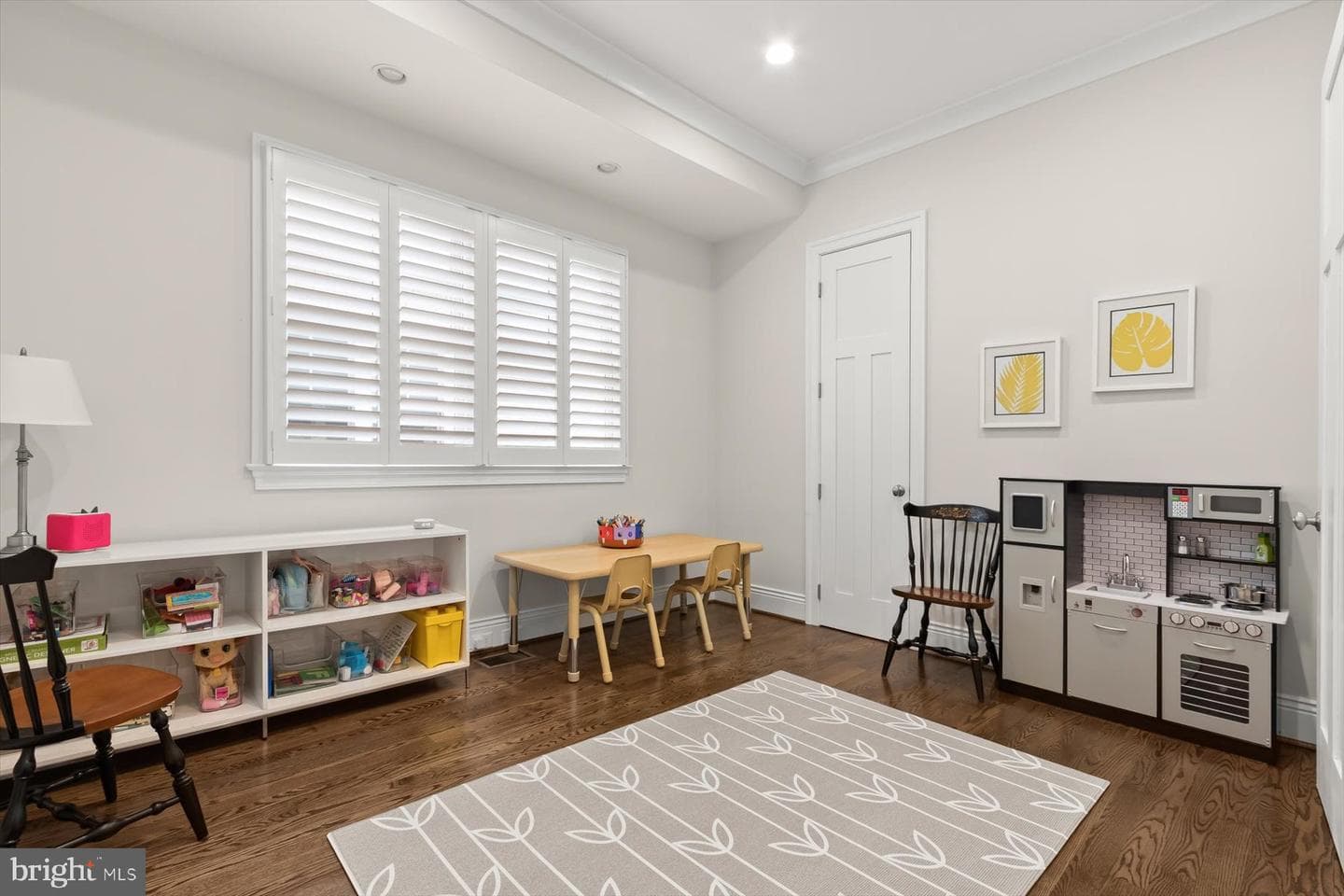 311 Grove Avenue photo 18