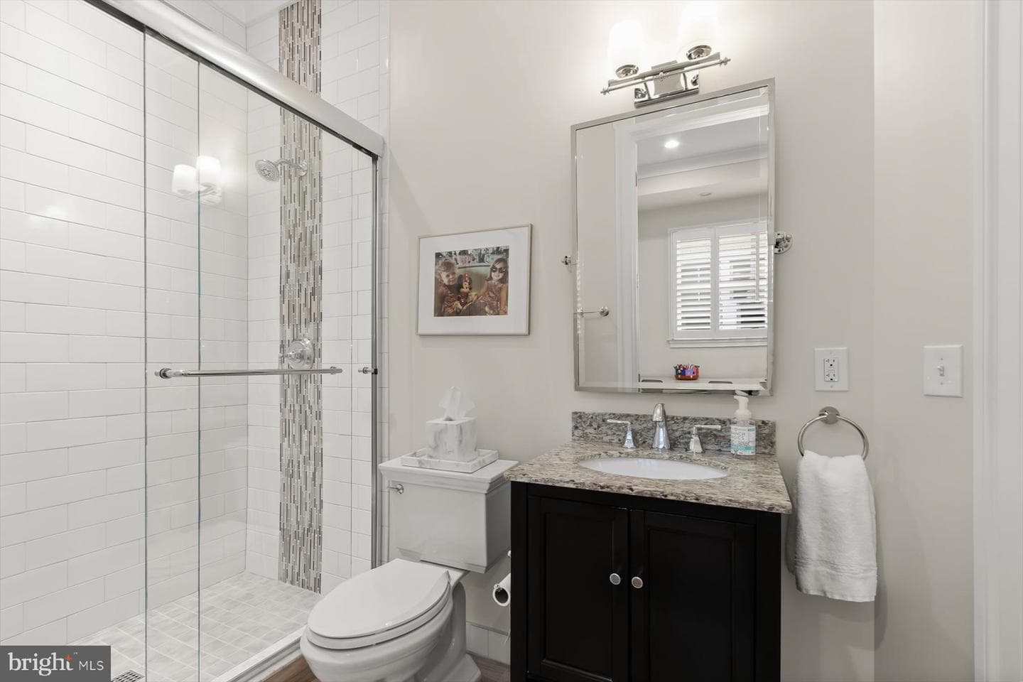 311 Grove Avenue photo 20