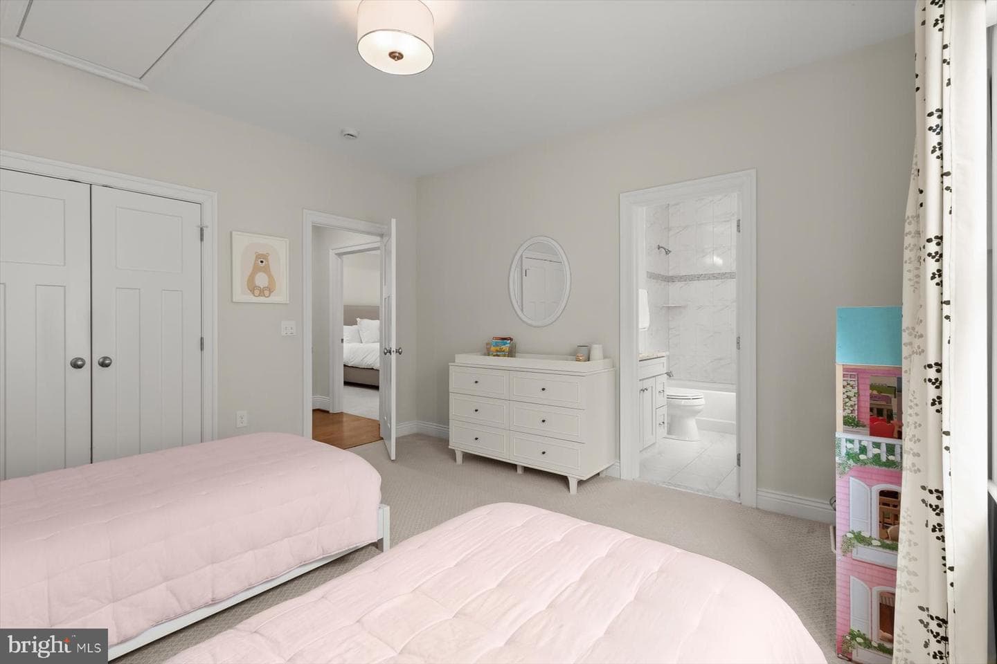 311 Grove Avenue photo 35