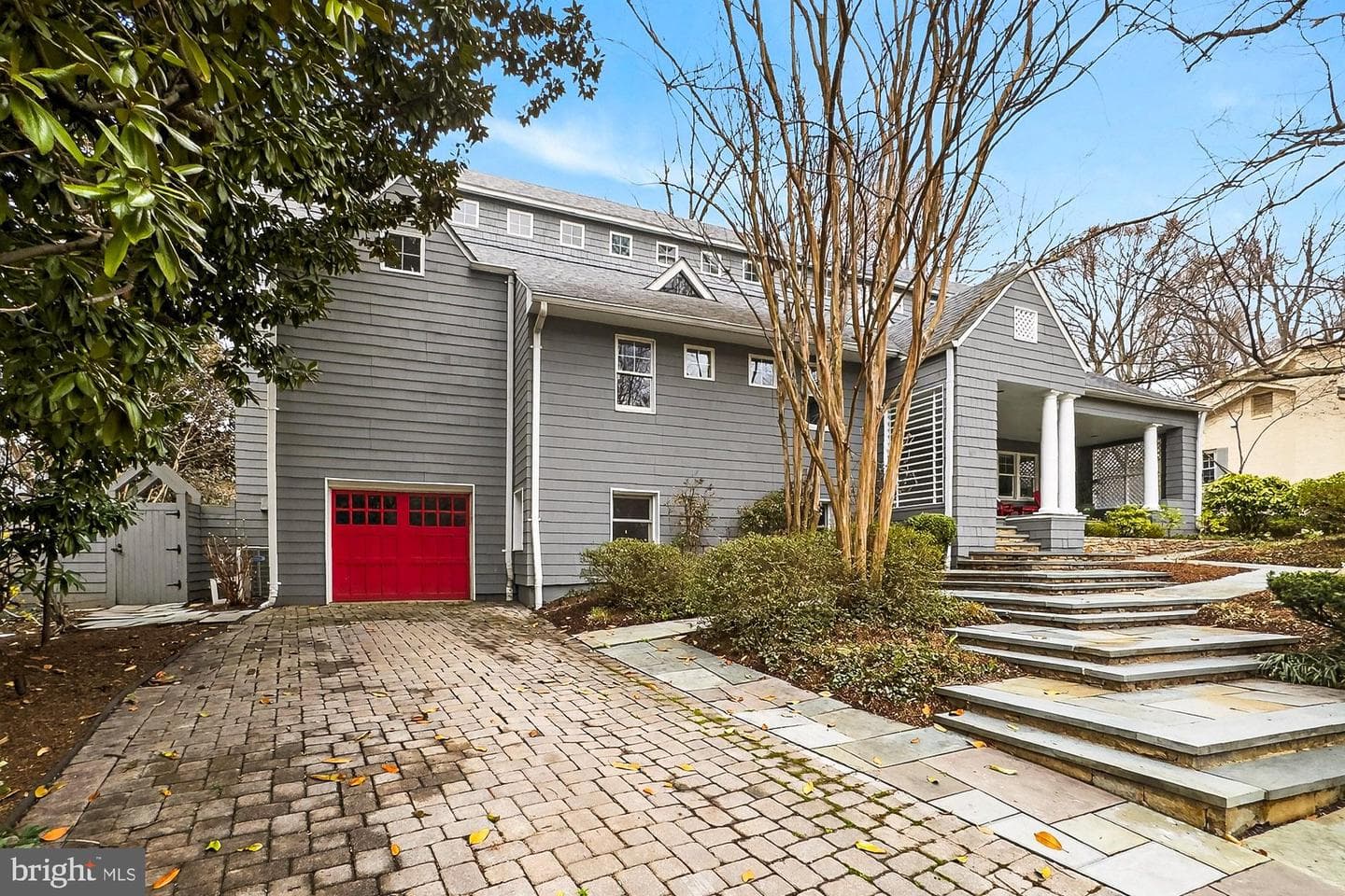 312 W Columbia Street photo 3