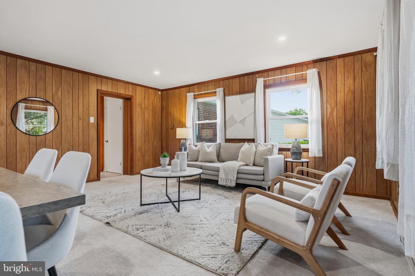 304 Rollins Street photo 13