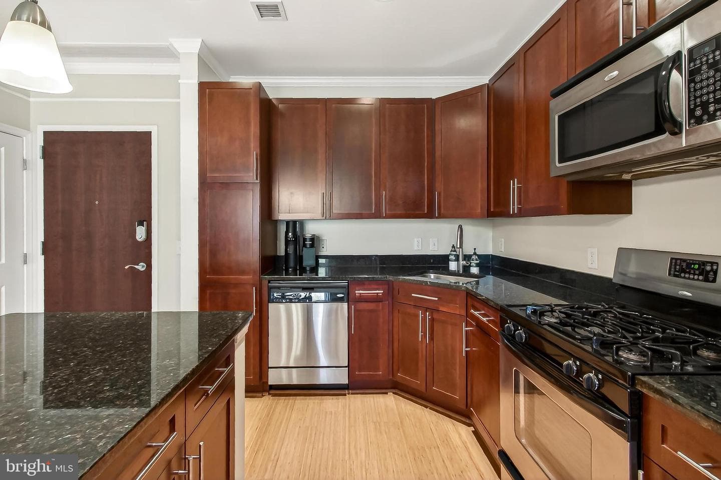 444 W Broad Street #224 photo 5