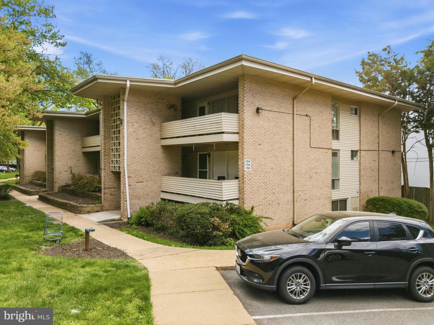 124 Haycock Road #c-2 photo 28