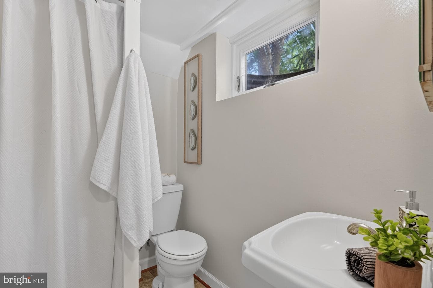 805 Ridge Place photo 46