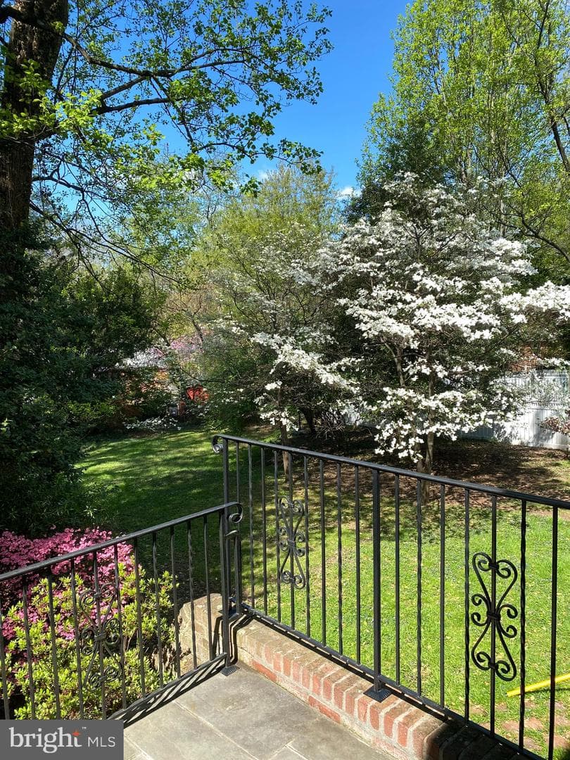 805 Ridge Place photo 6