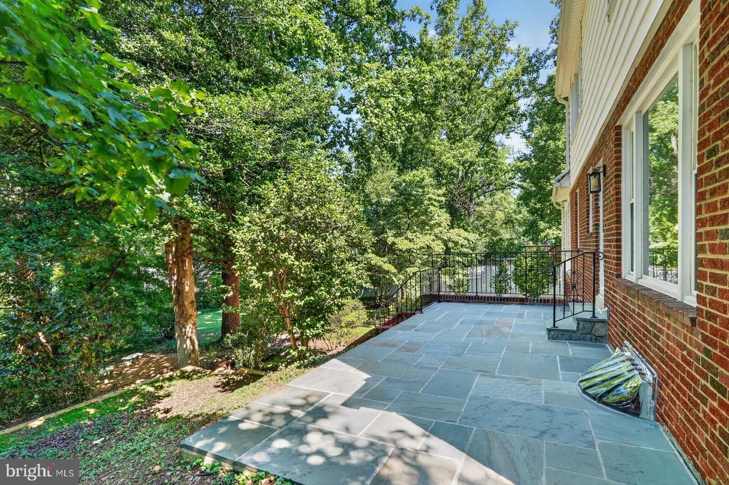 805 Ridge Place photo 9