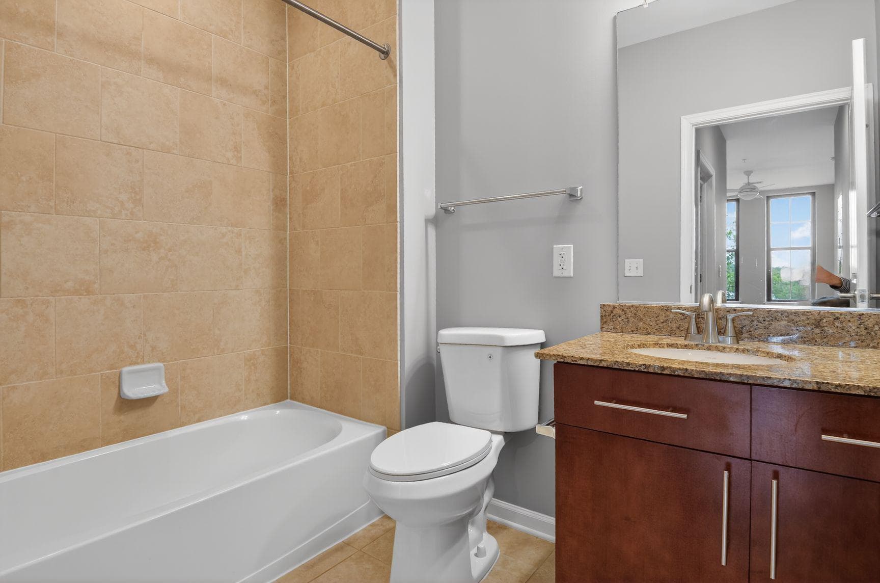 444 W Broad Street #428 photo 13