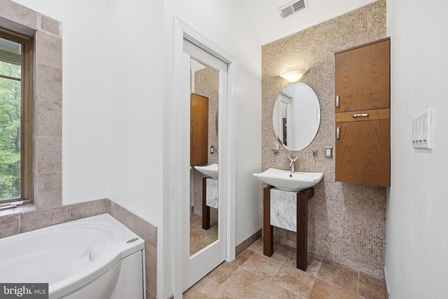 1312 Robinson Place photo 20
