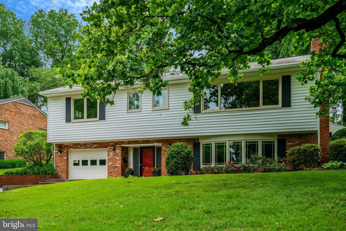 105 Poplar Drive photo 3