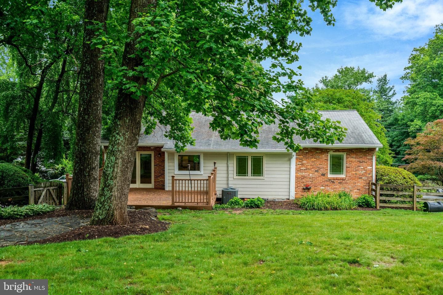 105 Poplar Drive photo 38